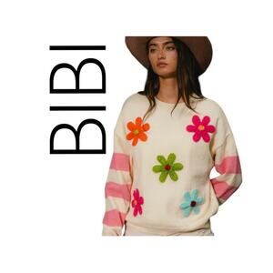 NWT colorful floral patched sweater with striped sleeves by BIBI szl L. Oatmeal